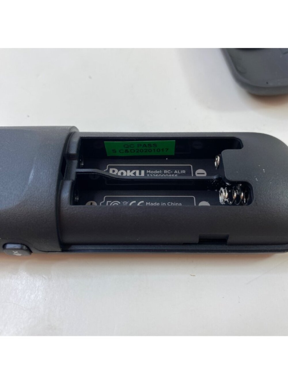 Philips Roku Tv Remote With Streaming Service Buttons AAA Batteries Not Included - Picture 8 of 8